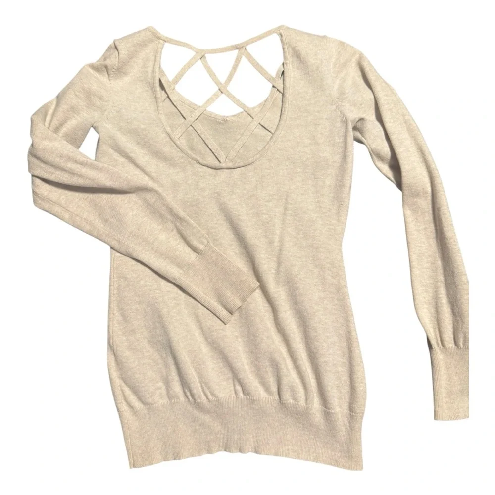 Guess Cream Knit Top with Logo Detail - Picture 4 of 4